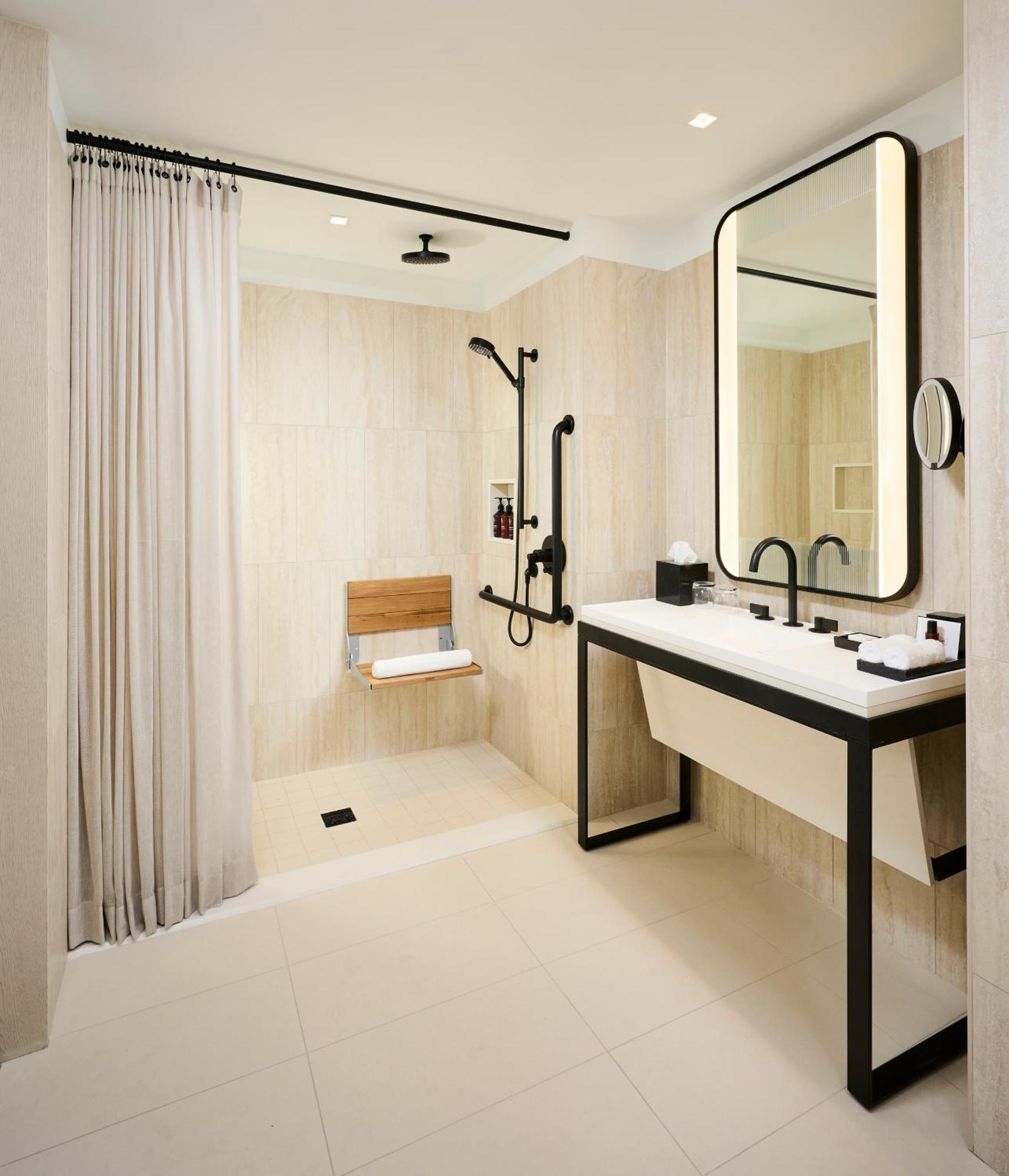 Large King Studio with Sofa Bed,1553263237:JPEG